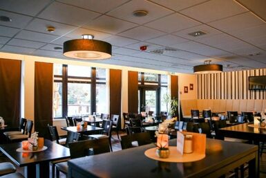 cfph12-restaurant-01