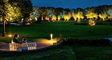 Fletcher Parkhotel de Wiemsel in de schemer